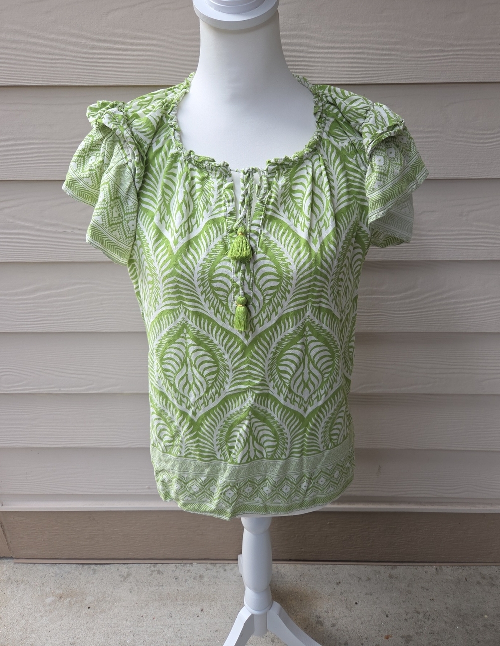 Rose & Olive Light Green Patterned Peasant Blouse W/Tassels Womens Size Medium